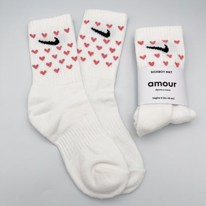 SICKBOY MARKET 'Amore' - Chaussettes Nike peintes à la main et fabriquées en Italie