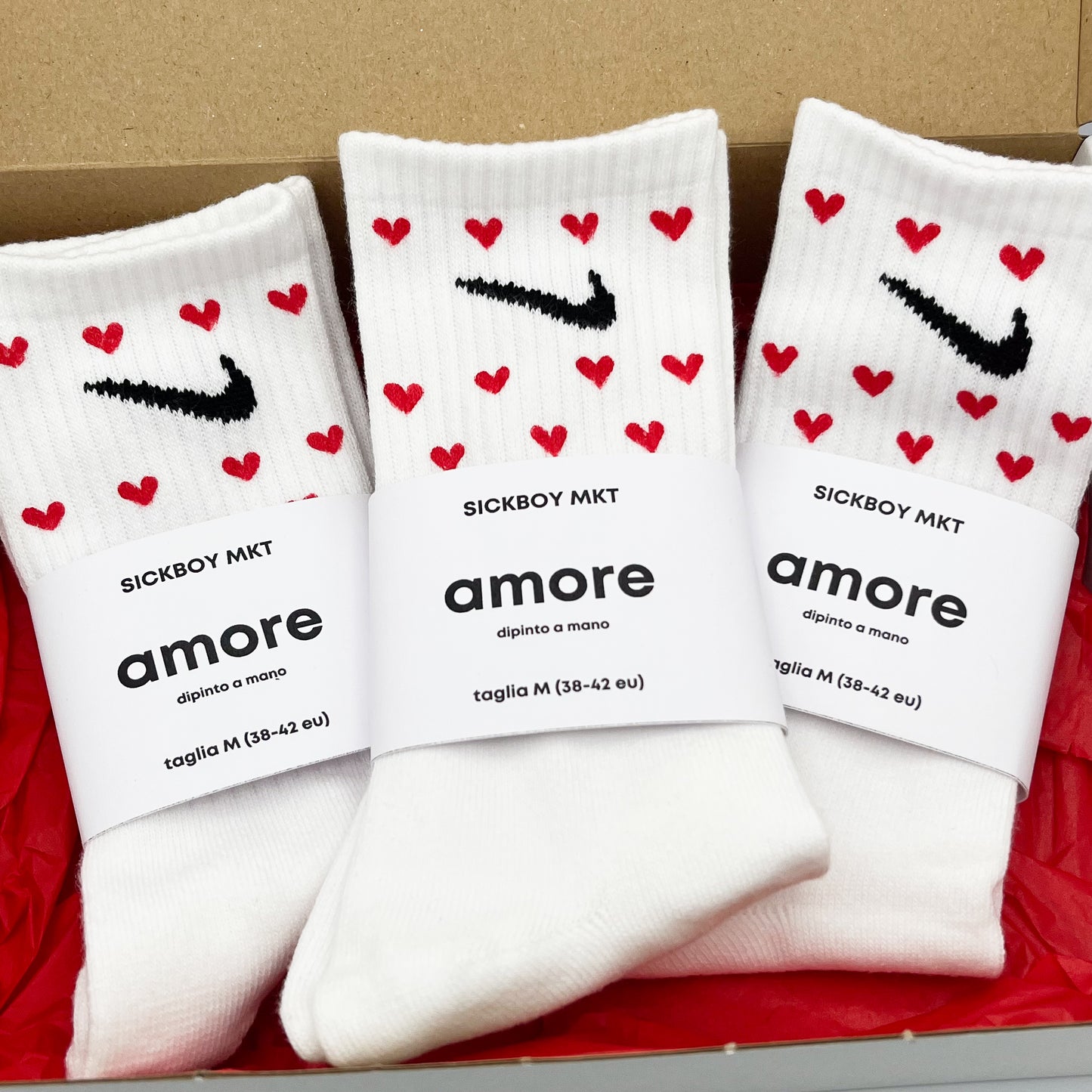 Love Pack - Set 3 Calzini Nike Dipinti a Mano