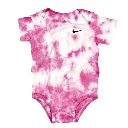 Fucsia - Body Neonato Nike Tie Dye - SICKBOY MARKET